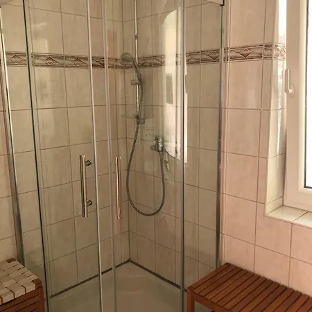 Am Plauer 度假居 Lenz